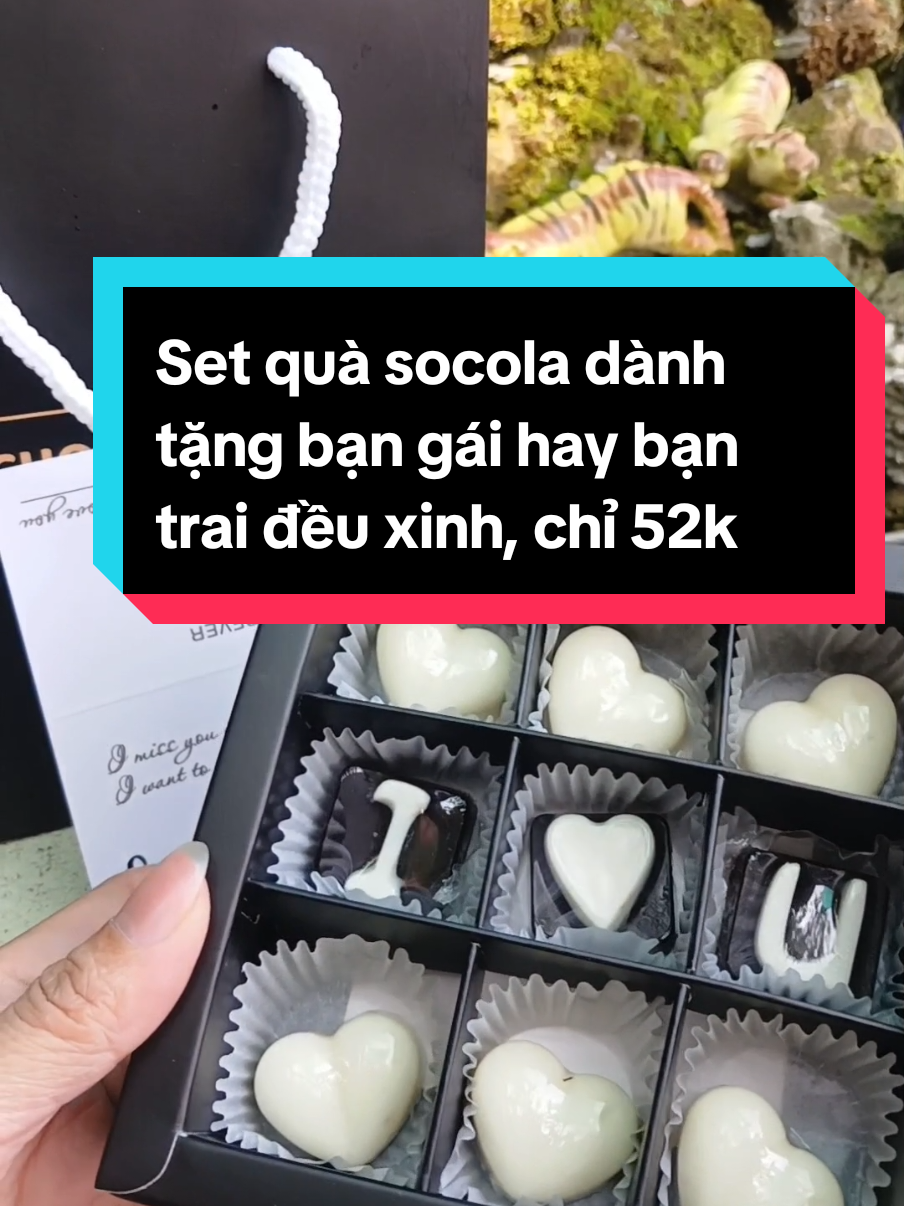 Set quà socola dành tặng bạn gái hay bạn trai đều xinh, chỉ 52k #socola #taphoanhadau #ngayletinhnhan #valentina #socolatinhyeu #quatangbangai #quatangnguoiyeu #quatangbantrai #quatangbantraivalentine 