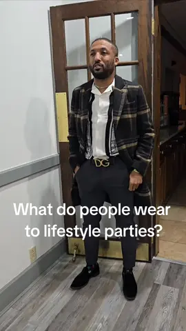 What do people wear to lifestyle parties?