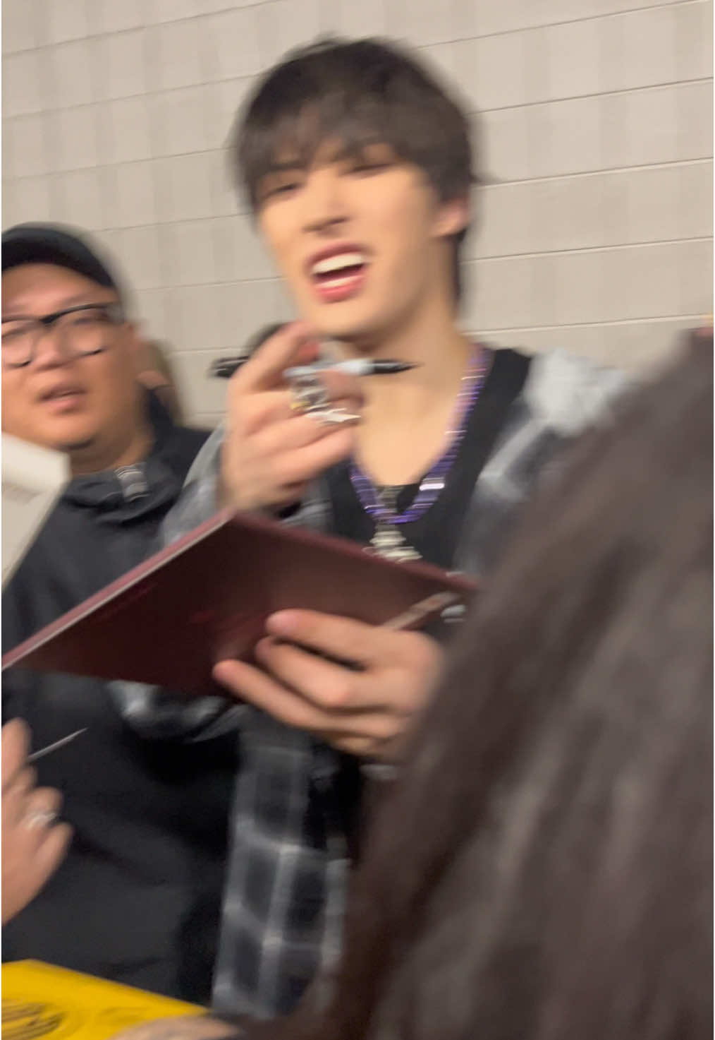 mingi, my (2nd) ult, said my name or whatever 😹😹😹😹😹😀 i made him laugh too wow guys hold on ✋🏾🛑 #ateez #ateezlondon #mingi #hongjoong #yeosang #san #wooyoung #seonghwa #jongho #yunho