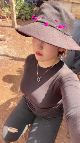 Làm cơm lam cũng e hùm nóng quá 🥵 đó hết mặt 🤧