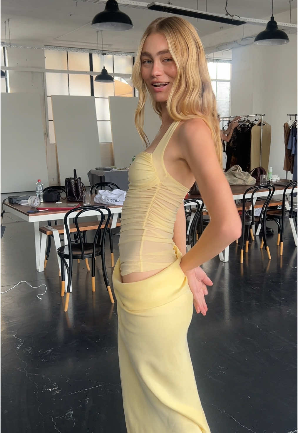 Shop the Gina Maxi Dress in Butter. As seen on @samiraphilipsen63 #benni