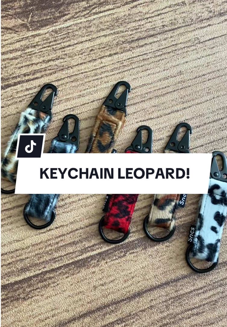 New artikel KEYCHAIN LEOPARD😱  Yakin gamau punya keychain sekeren ini? #snackingchoices #skena #keychain #keychainleopard #fy #leopard 