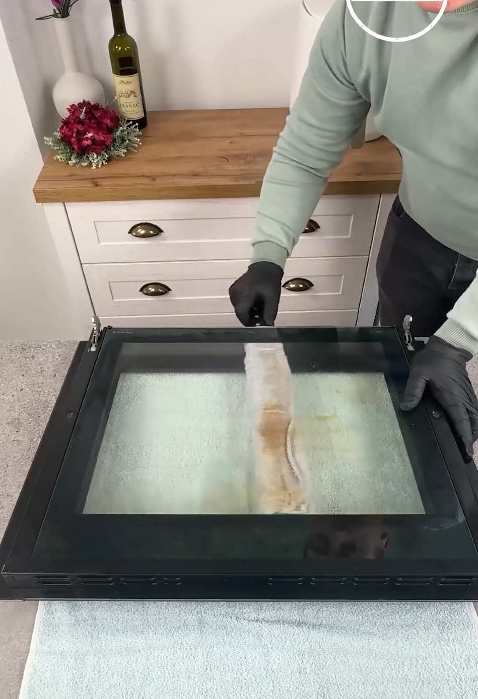 Clean Inside Glass on Oven Door #clean #inside #glass #oven #door 