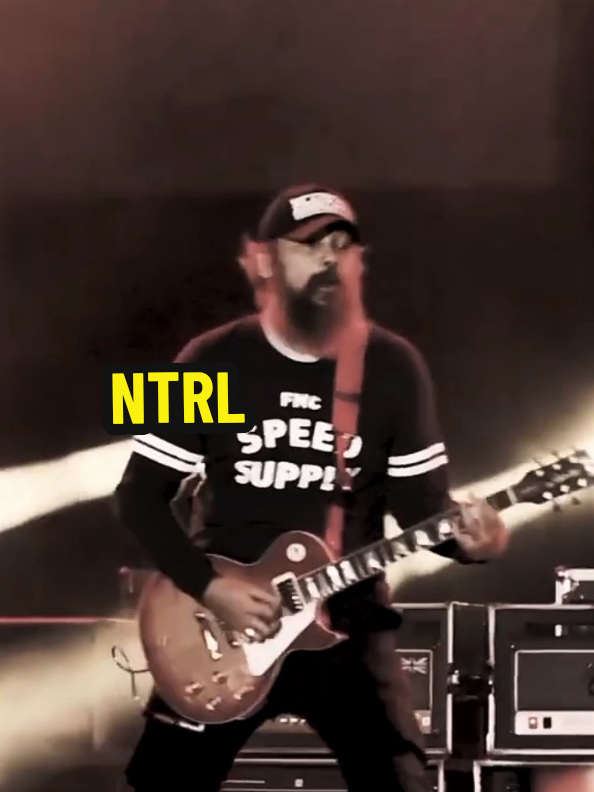 Intro Sorry •NTRL• Sorry ya, karena kita ga sejalan lagi.. di Netralin aja ok. #sorry #ntrl #netral #intro #live #harusfyp #iyagasih 