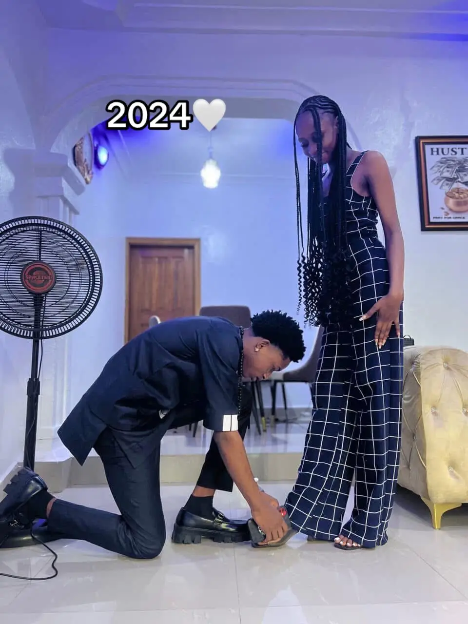 Being loyal to one guy n he wakes up one morning to end everything like omor ,put me in depression for over 3 months, then make i come love guy again 💔💔💔💔