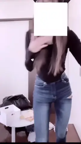 GYDAスキニー高すぎじゃろって思ってた時にGRLで似たやつ見つけて即ポチった😹学生だからズボン一枚に一万とかかけてらんない。でもこれ二千円！！スタイルよくないのは勘弁して^_^#gyda #grl #ギャル #ギャルコーデ #運営さん大好き #10 #09 #愛知 