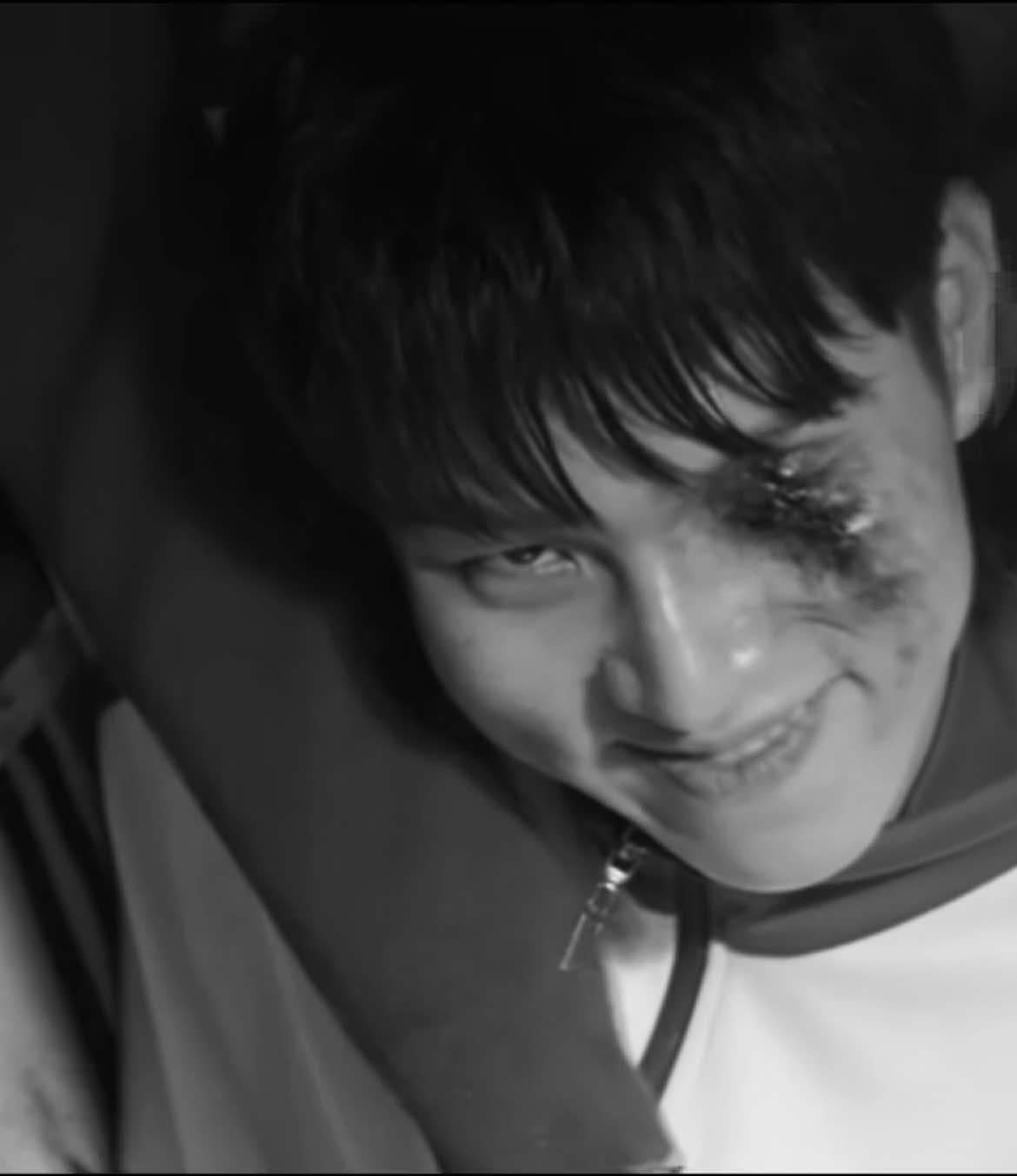 I want to erase my memory so I can watch this again🙏#werealldead #allofusaredeadnetflix #kdramaedit #gwinam #dead 