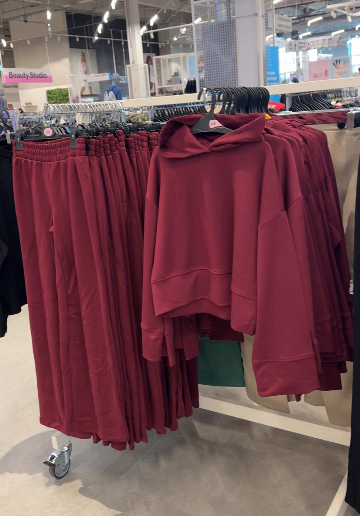 New in leisurewear 🖤🍇🫐 #primark #primarkhaul #primarkfinds #primarkuk #primarknewin #viral #haul #fyp #fyppp #fyppage #fypシ゚ #trending #trends #newin #fashion #trends #fashiontiktok #fashionstyle #tracksuit #hoodies #joggers #widelegpants #leisurewear #coords #coordsets #sweatshirt #leisure #loungewear #manchester #traffordpalazzo 