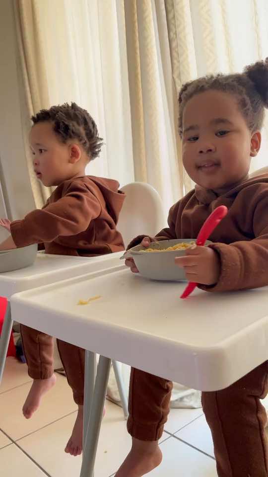 THROWBACK: The Beans are growing up and Tshepang has a lot to say! #twintoddlers #2yearoldsoftiktok #southafricantwinmom #fraternaltwins #toddlertalking #safyp #maggienoodles 