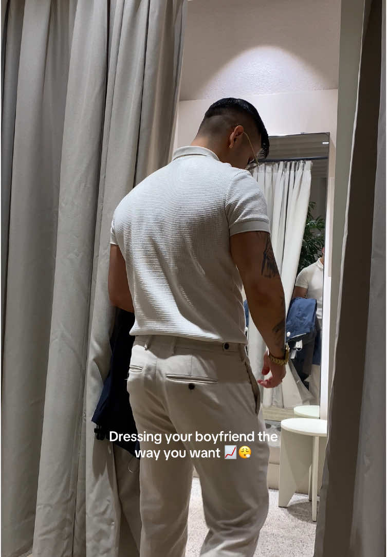 I’m his personal stylist 🙂‍↕️ #Love #couplegoals #styling #oldmoney #date #energiamasculina #masculinity #masculineenergy #xyzcba #badbunny 
