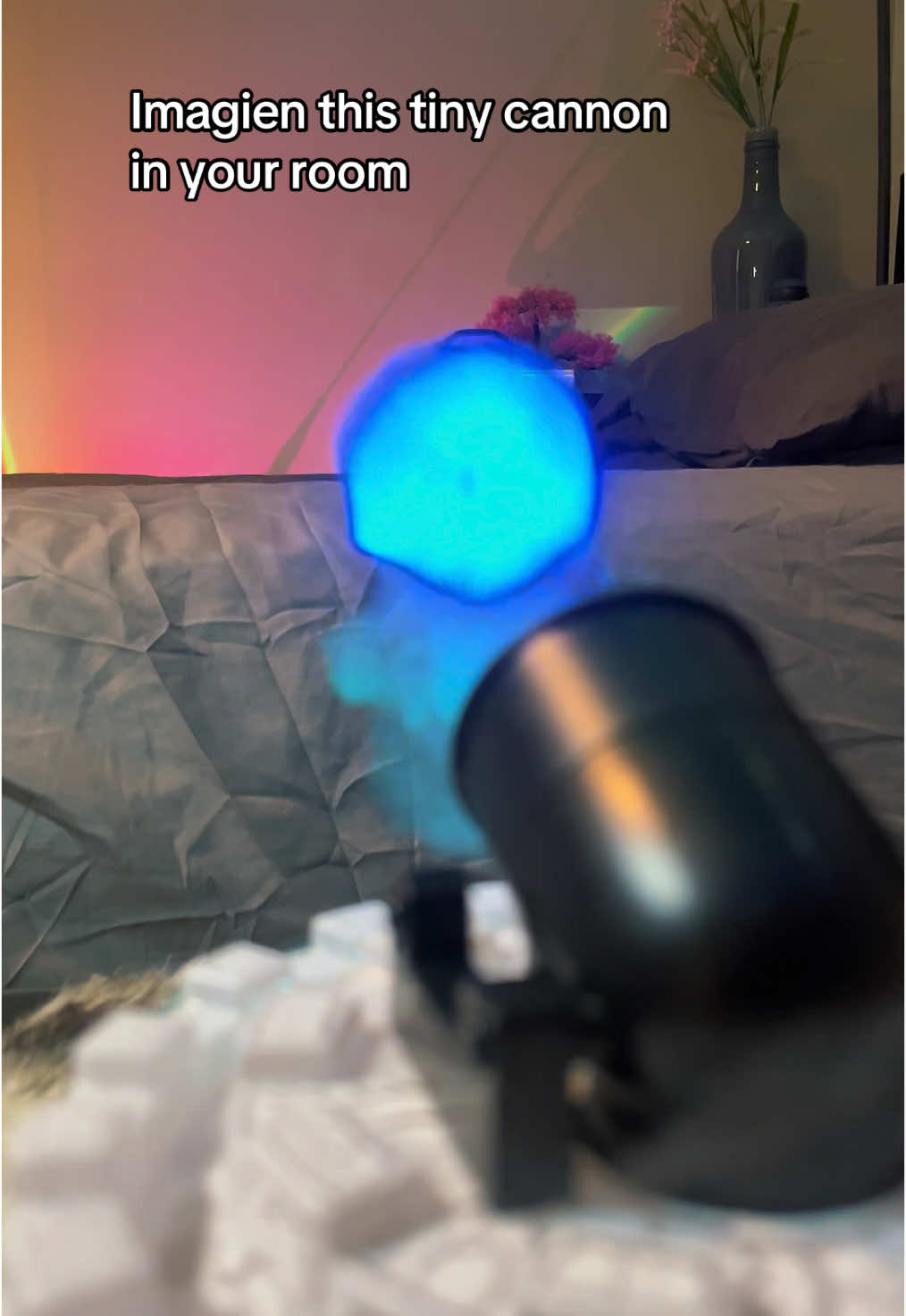 Have you ever seen something like this before? 😵‍💫 The person you send it to should give you one!  This aromatherapy cannon helps you relax with stress-relief oils and fills your room with a unique style! Want One? Check link in bio 🚀 #decoration #aromas #aromatherapy #humidifier #cannonhumidifier 