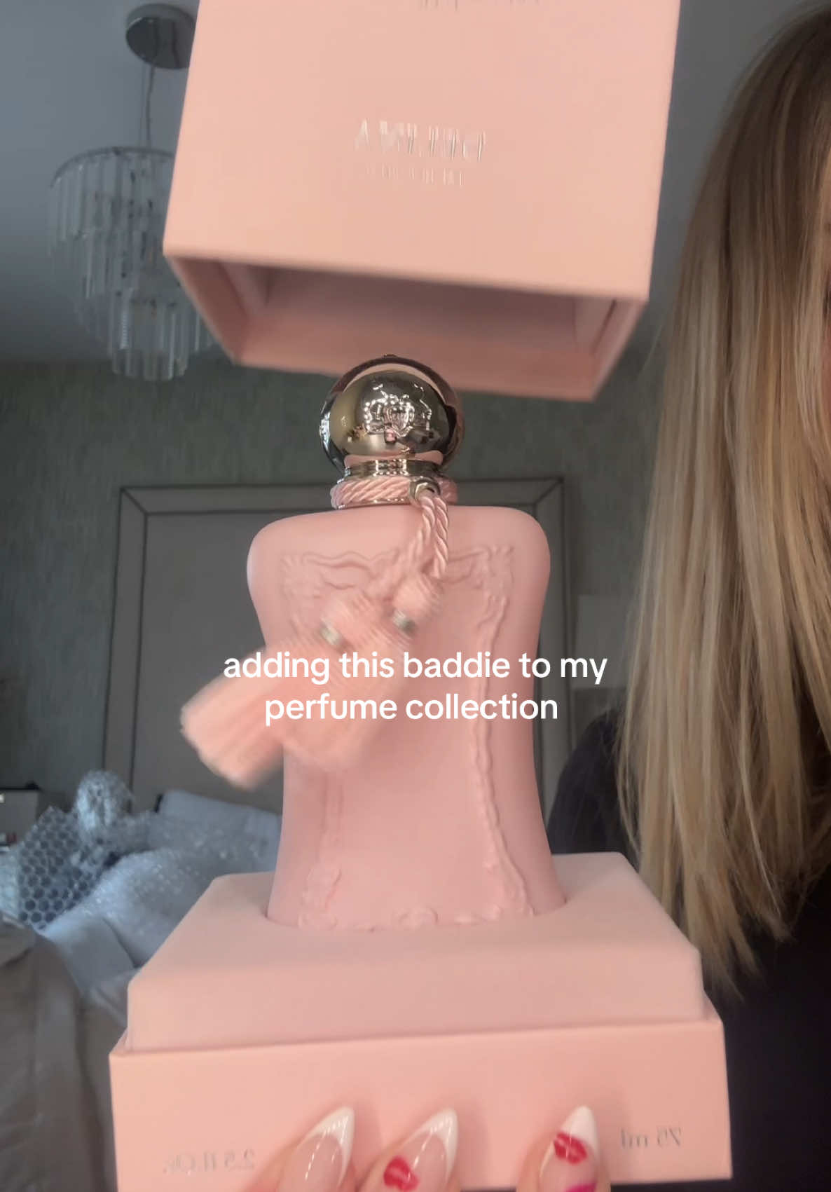 #fyp #parfumsdemarly #delina #delinaperfume #parfumsdemarlydelina #perfume #perfumecollection #baddie #pink #girlythings 