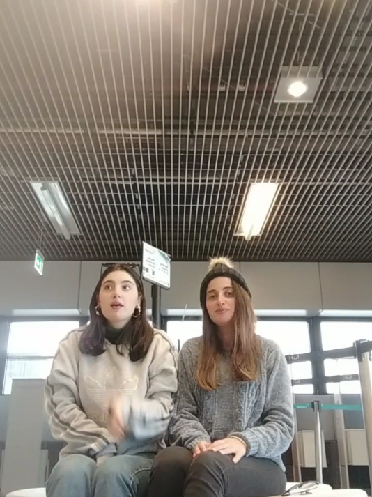 Envíaselo a tu hermana #humor #SantJordi2024 #parati #sisters 🙄