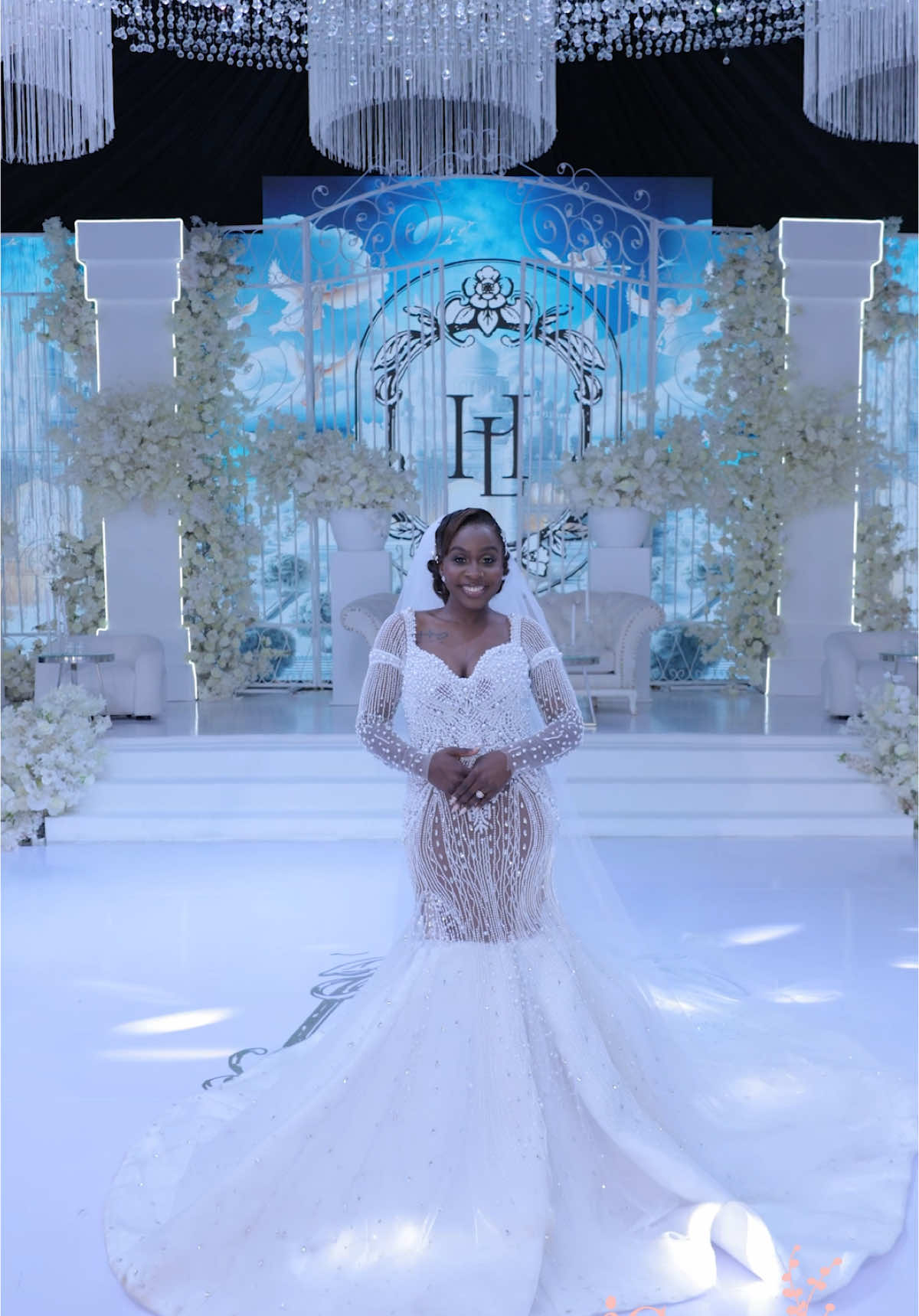 Walking into heaven 🥰🥰🥰🥰🥰 About Herman and Lorna….. All white and crystal  Event styling and design by us  Production by Us 