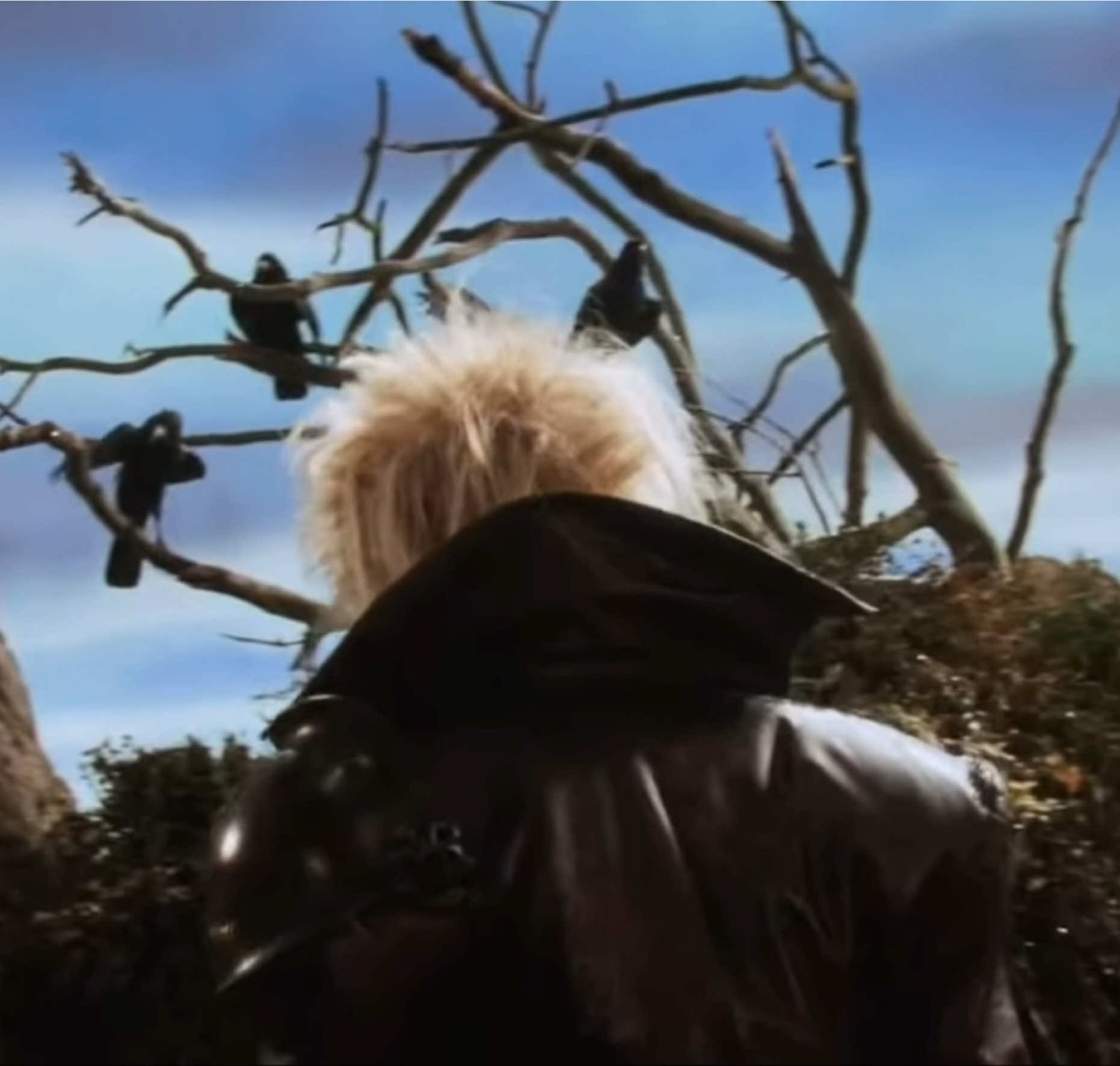 #labyrinth #labyrinthmovie #jareththegoblinking #jareth #davidbowie #davidbowieedit #davidbowietiktok #labyrinthedit #80sfantasy #fantasyedit #darkromance #mythology #mythical #mythicalcreature #80sfilm #filmedit #film #movie #movieedit #heartthrob #depechemode #enjoythesilence 