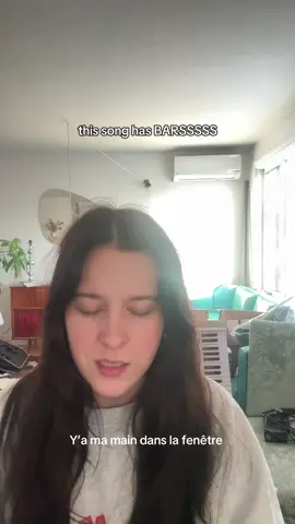 Contente du hype international sur @charlottecardin, y’était grand temps ! #feelgood #charlottecardin #fyp #lyrics 