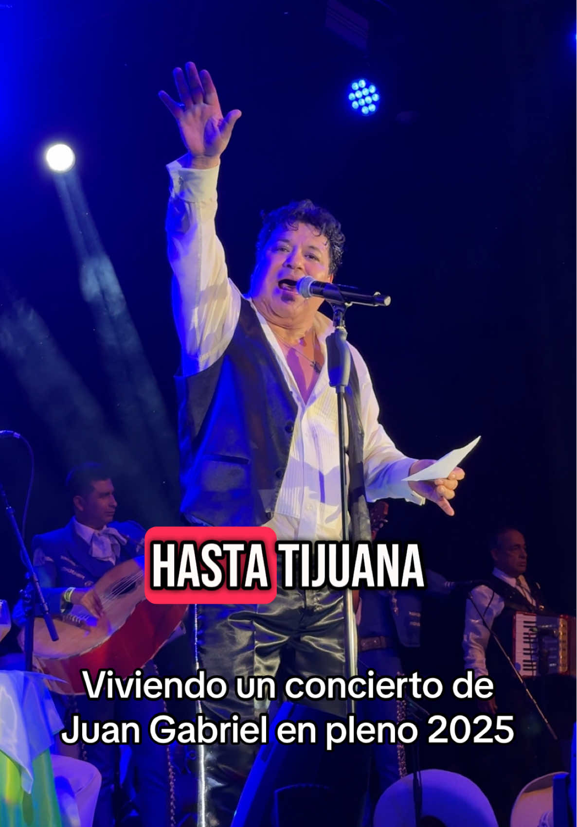 En pleno 2025 #juangabriel #juanga #jaimevarela #concierto #juangabrielcanciones #humor #comedia #inocentepobreamigo 