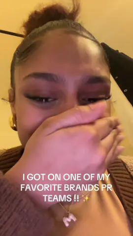 God is good bc I literally prayed for this I’m cryinggggggg I’m on the floorrrrrr @DanessaMyricksBeauty I can’t speak I love the brand so much 😭🤍 #danessamyricks #prteam #beautyinfluencer #BeautyTok #imnotcryingyouare #relateable 