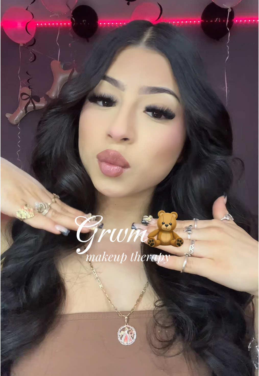 GRWM🧸  #fyp #xyzbca #makeuptutorials #foryoupageofficiall #makeup #makeuphacks #fypシ゚viral #grwmroutine #getreadywithme #grwmmakeup #foryoupage #schoolgrwm 