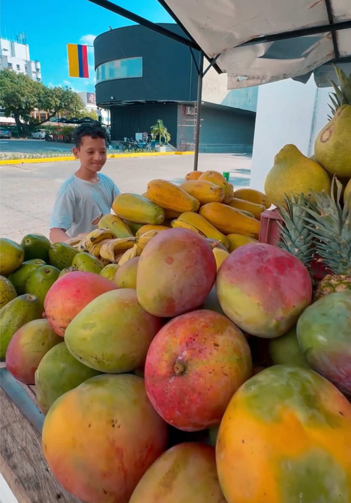 Cambiaron sus bananos para que no pudiera vender. 😮 parte 3 #video #viral #tiktok 