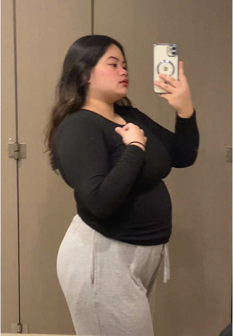 My favorite Plus size top 🌸  Super comfy to wear double lining and stretchable. #Plussize #plussziefashion #plussizetop #plussizetopforwomen #plussizeph #plussizeoutfits 