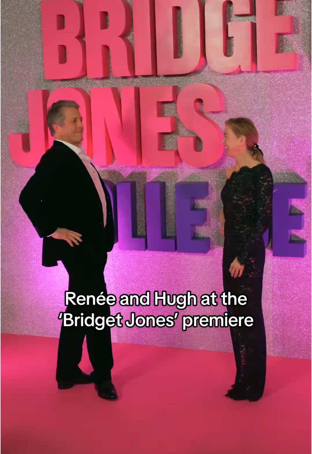 Mum and dad 🥹🫶🏼 Renée Zellweger and Hugh Grant reunited at the ‘Bridget Jones: Mad About The Boy’ premiere in Paris and we want to relive this moment forever. #bridgetjones #reneezellweger #hughgrant #bridgetjonesdiary #00snostalgia #momanddad  