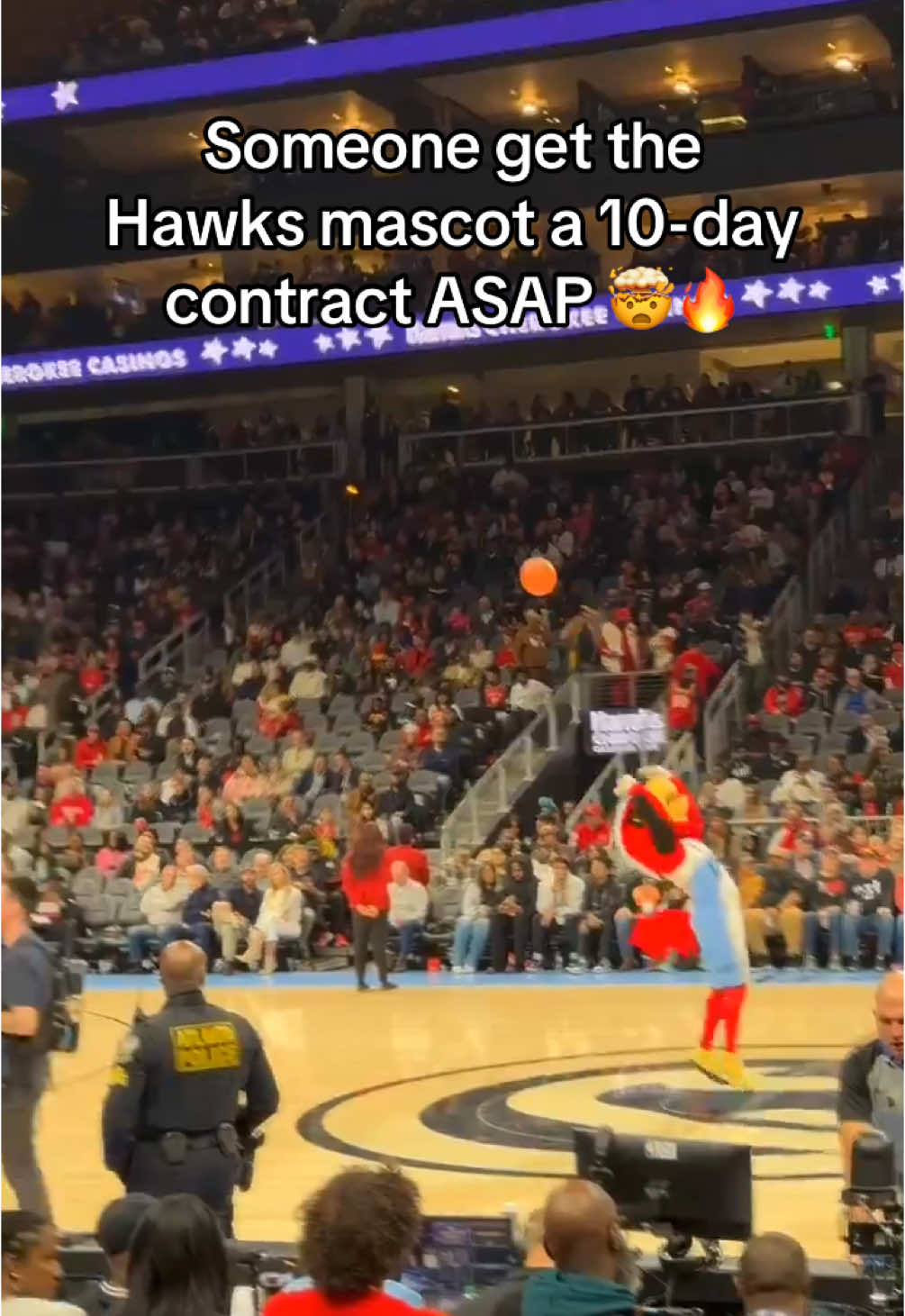 What a shot 😳🏀 (@Atlanta Hawks) #NBA #basketball #hawks #nbabasketball #funny #fyp 