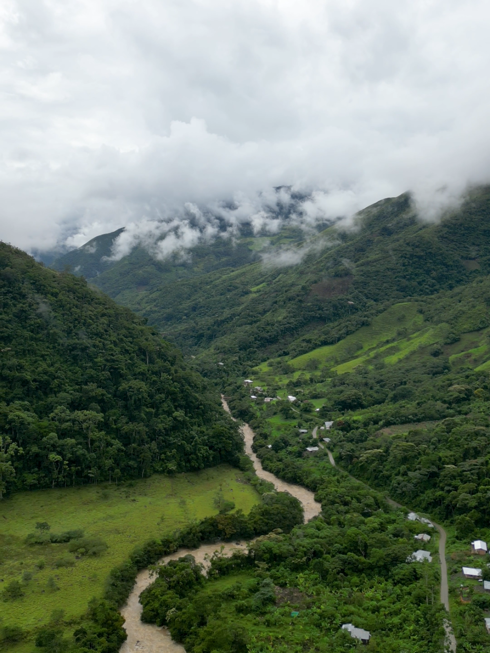 💚Rodríguez de Mendoza-Amazonas 🌿🍀 #RodríguezDeMendoza🦋💚  #paisajes #pueblitosmagicos #paratiiiiiiiiiiiiiiiiiiiiiiiiiiiiiii #peru🇵🇪 #nororienteperuano☀️🌴🌴 #paraisoecondido #regionamazonas #naturaleza #flypシ 