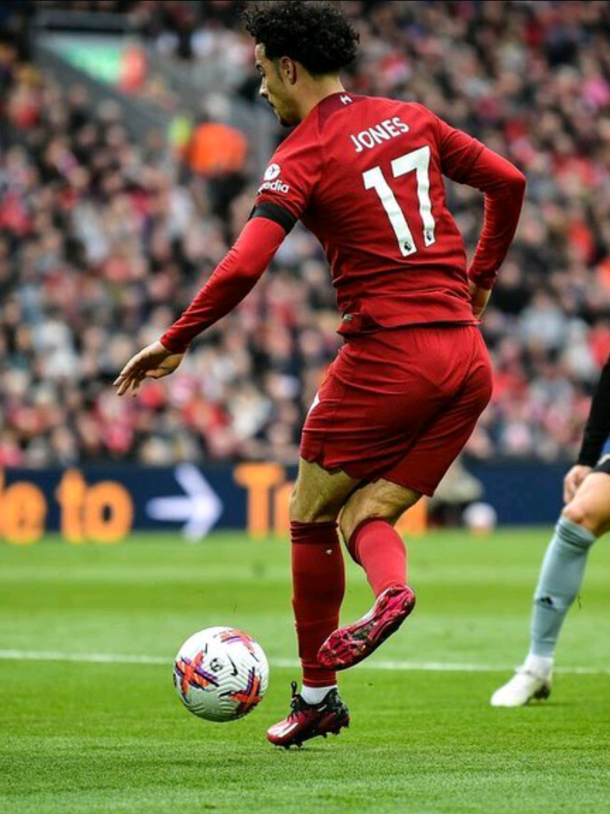 #17 Curtis Jones Pemain asli binaan akademi Liverpool. sekarang sedang mengalami cidera. #liverpool #football #PremierLeague #england #fyp 