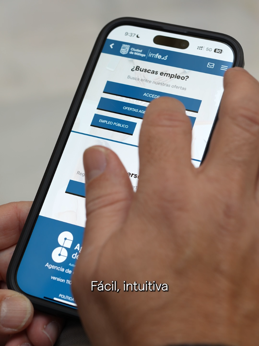 El Ayuntamiento pone en marcha la app gratuita ‘malagaempleo’ del IMFE para agilizar el acceso a los servicios de la agencia municipal de colocación a demandantes y empresas. Lo cuenta la concejala de Fomento del Empleo, María Paz Flores. #empleo #Málaga #app