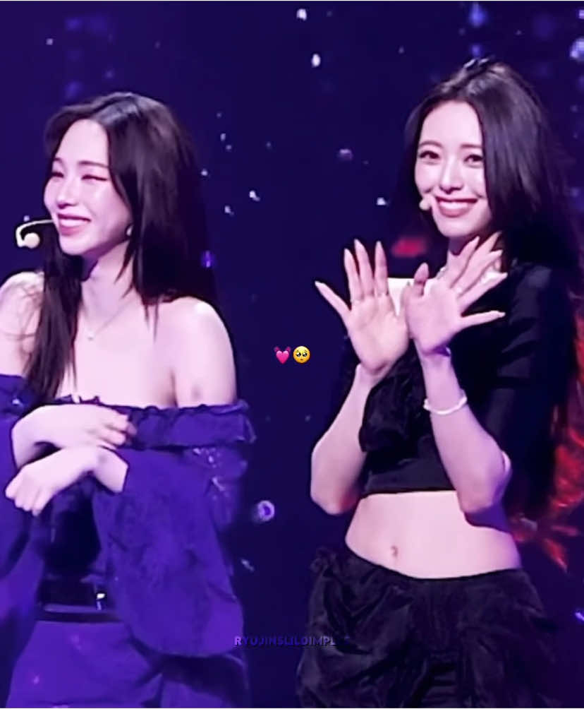 they’re so cute pleaseeeee #yuna #karina #sullyoon #itzy #aespa #nmixx 