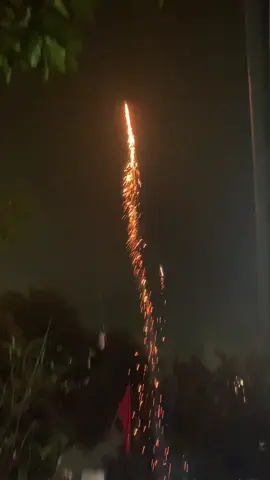 2025 rực rỡ ntn là đủ😘