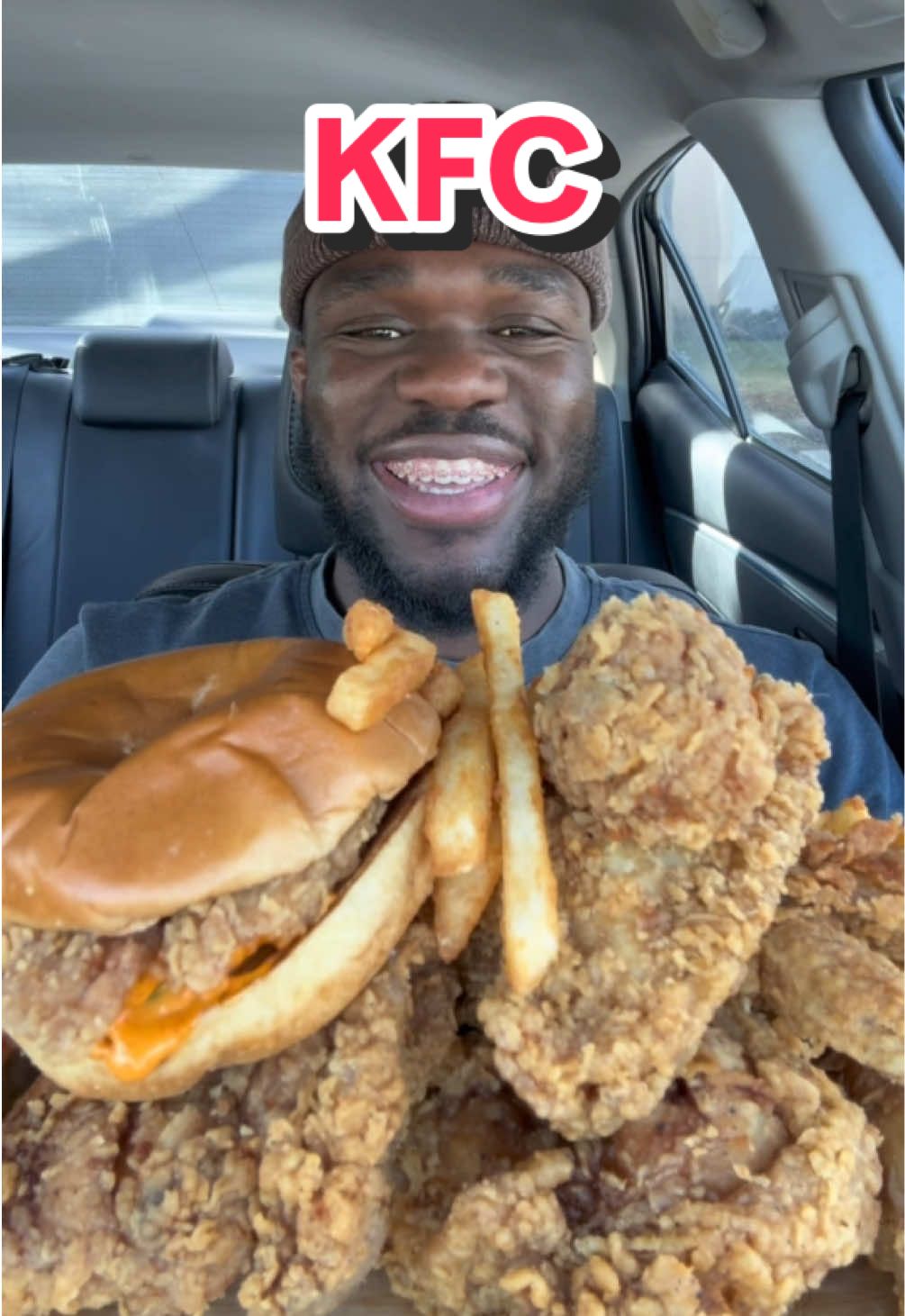 KFC MUKBANG #fyp #kfc #asmr #mukbang #viral #viralvideo 