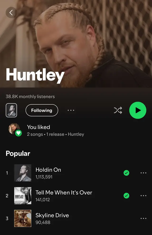 Beyond Flattered by the amount of support and love you all have showed me since this journey. The main reason I started this was to connect with people and make them feel less alone in this world, that’s what music has always done for me and if I could help just one person with my music it would make it all worth. I heard these words from @thereal.efrenramirez who has really become a good friend/brother and has been helpful into this new life I’ve been given. “It’s easy to become famous/infamous but to stay true to your art and your heart is what makes you an artist, and the decision which road you take is yours.” I will take those words with me everyday. So blessed to have a team that helps me stay true to myself along this journey @edward.crowe @benjaminstaxx  @icrafton @kyrowolf