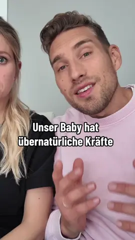Unser Baby hat übernatürliche Kräfte. Zum Glück haben wir die @pampersde Baby Dry. Denn egal, wie viel sich unsere Kleine nachts durchs Bett teleportiert, sie ist vor Auslaufen geschützt. #pampers 