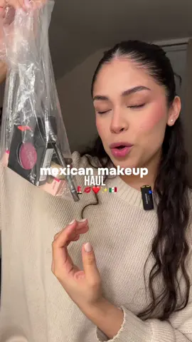 such heartbreaking times 😔 @Bissú @Italia Deluxe Makeup @Pink Up Cosmetics #mexicanmakeup #mexican #prosamascara 