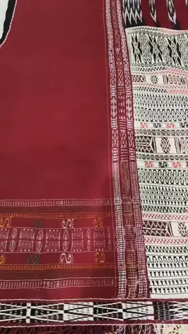 Ulos ragi hidup/paccamot pakaian adat Batak Toba #ragihidup #paccamot #ulosbatak 
