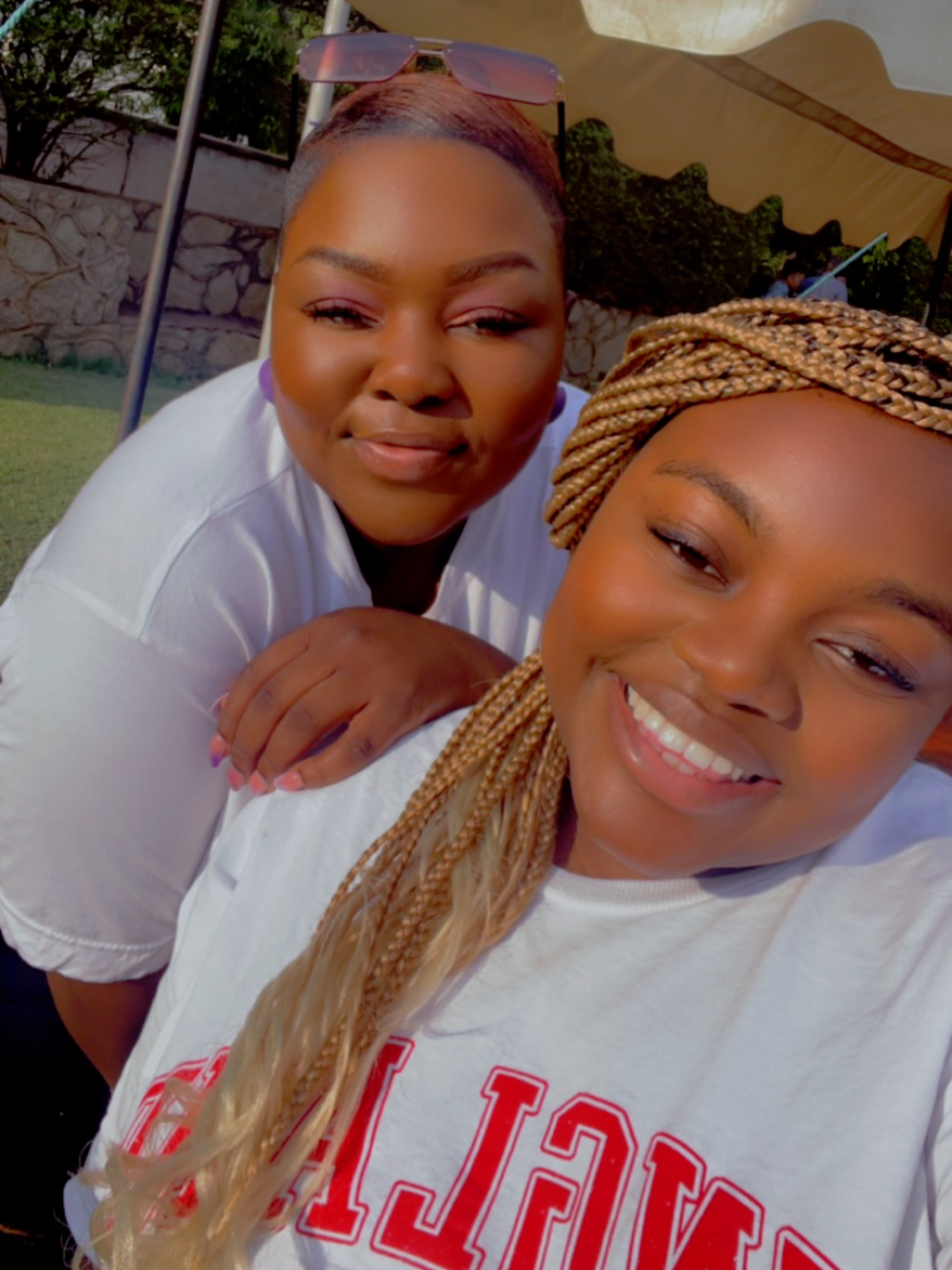 ✨ There’s nothing like being in a concert where EVERYONE knows the lyrics! 🎶🔥 And Zimbabweans? We KNOW how to worship! 🙌🇿🇼 Hymns will never get old—these songs carry power, presence, and history! 💜 Thank you, sis @nyashamutonhoriofficial, for blessing us like this! 🙏🎤 #TimelessWorship #HymnsForever #ZimbabweansWorship #UnforgettableMoments #PraiseAndWorship #fyp