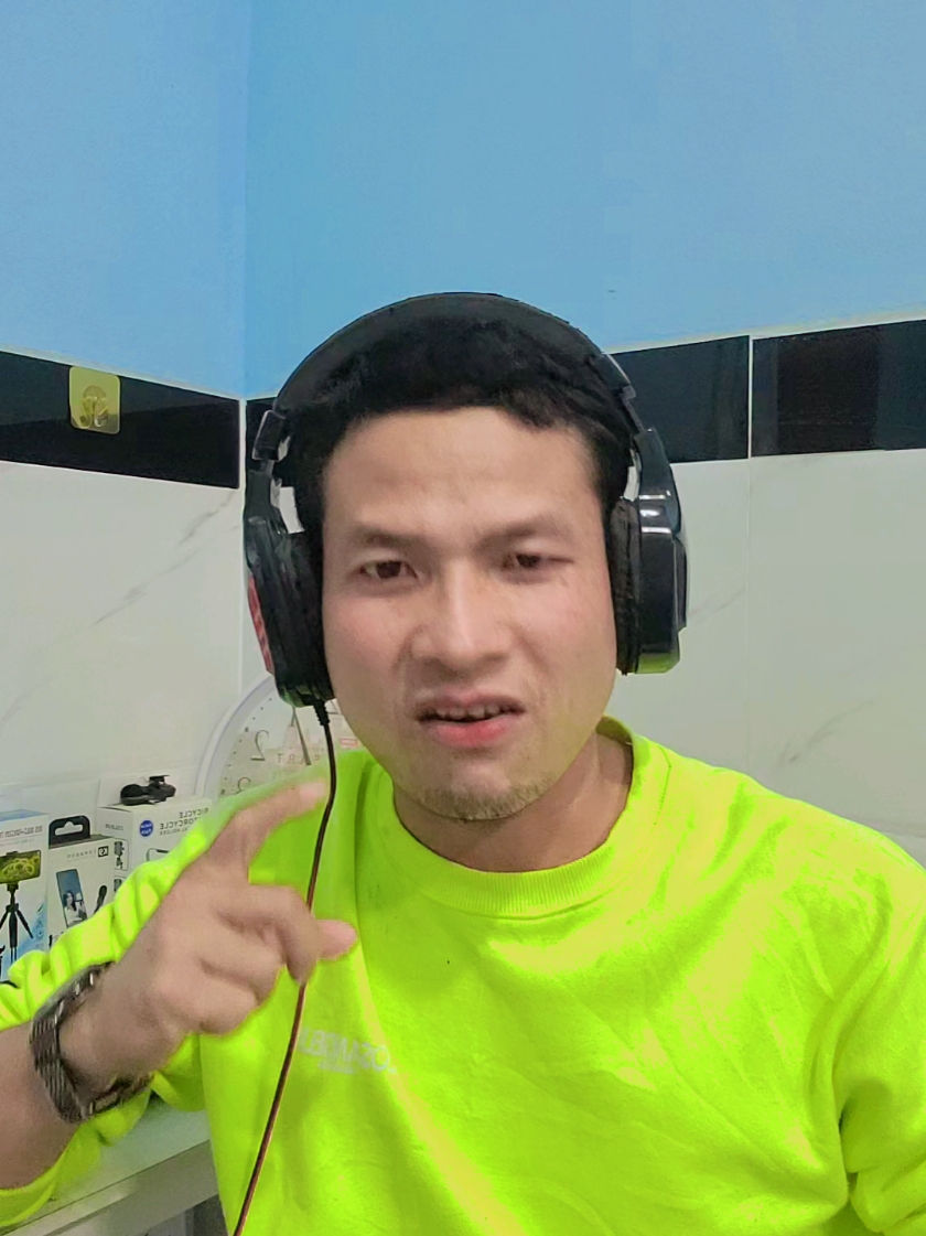 តាមគេតាមឯង Trend ថ្មី #viralvideo #reaction #ranngo #tiktok #trending 