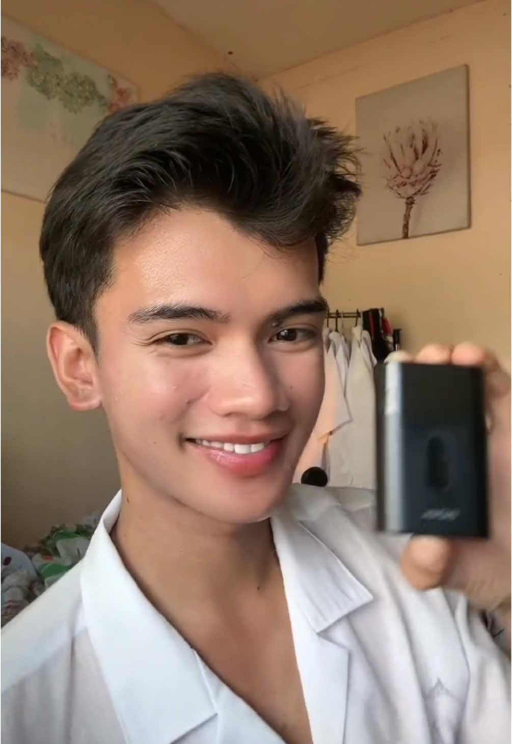 Looking best shaver? This is the PERFE choice! 💗✨ #UnwrapYourBestSelf #ChristmasCareChallenge #EnchenShaver #EnchenMiniShaver #MiniFoilShaver #PortableRazor #ShaverForMen