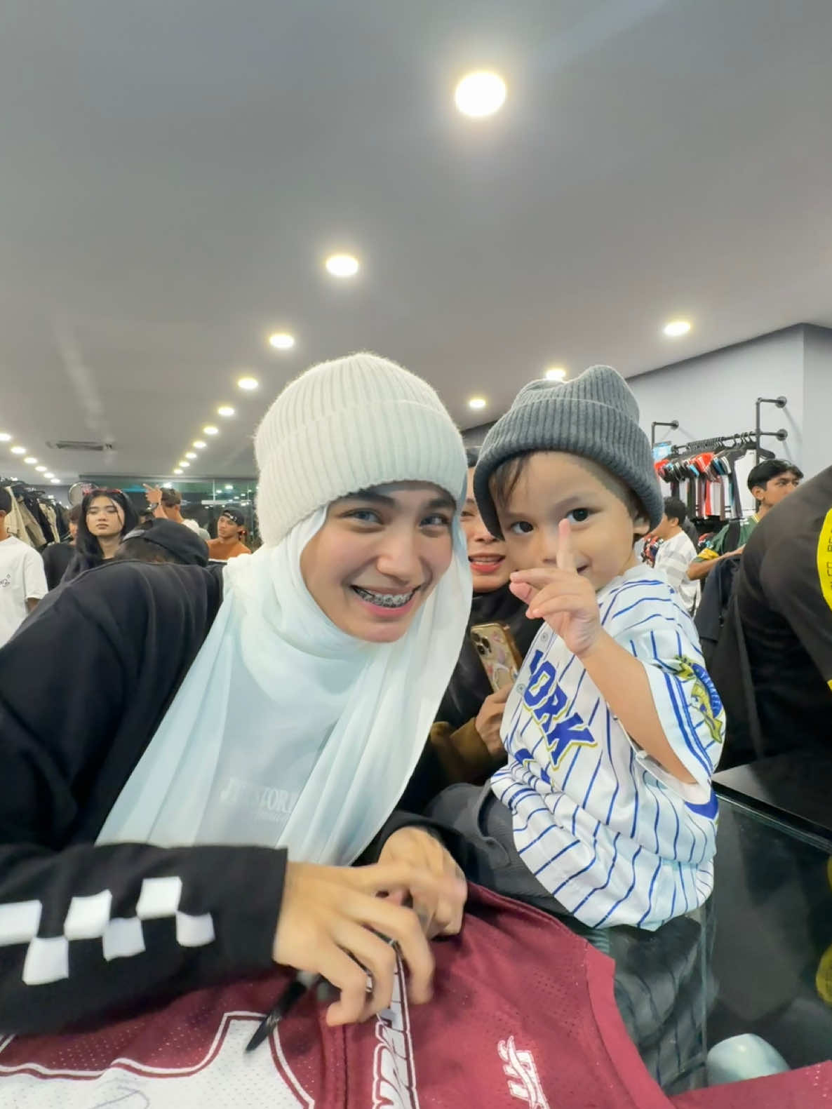 Tq @˚ ༘♡ ⋆｡˚ rania ˚ ༘♡ ⋆｡˚  & @JADEN  semoga dimurahkan rezeki selalu..Amin. #jttstoremy #trending #fypagetiktok #fypageシ♡❤️ #fypageシ #rania #jadenrania 😁😁🥰 #fypシ @