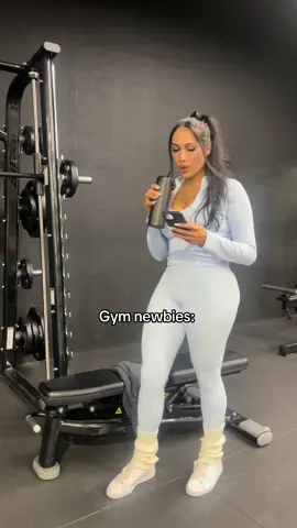 Why do we do this😭wearing new collection @AYBL code: AA10❄️  #foryou #relatable #gymmemes #gymhumor #gymgirl #GymTok 