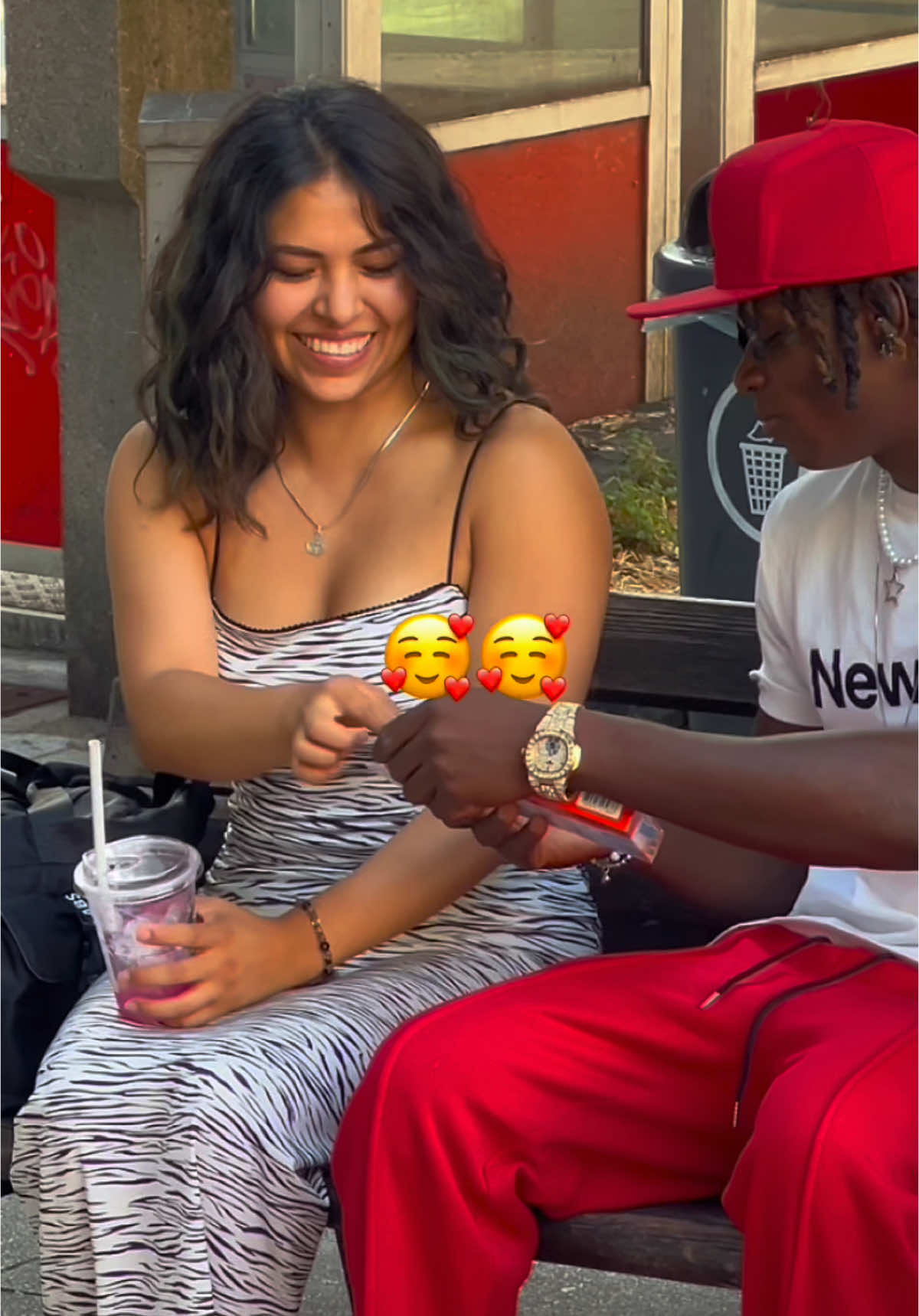 YouTube:Soum officiel  Souris tu es la plus belle fille que j’ai vue aujourd’hui🥹❤️ @Soum Officiel  @Soum Officiel  @Soum Officiel #fyp #foryou #explore #lovely #kindness #france #paris #italy #pourtoii #viral 