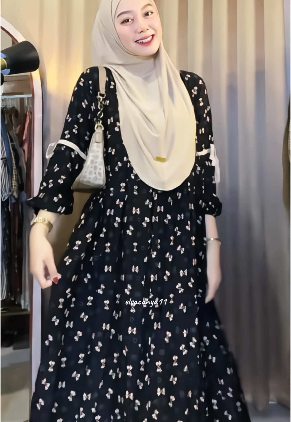 gemesnya motif satu inii🥰😍😍#fyp #rekomendasi #dressviral #fypシ #tiktokaffiliate #mididress #lebaran #2025 