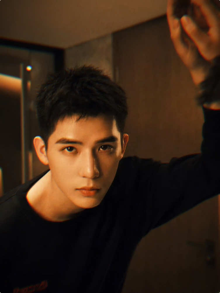 gerah dikit😩 #toflywithyou #chinesedrama #cdrama #wanganyu #songzuer 