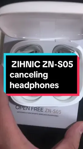 I highly recommend these wireless headphones These headphones are amazing, they work great. #wirelessearbuds #earbudswireless #earbuds #earbudsviral #translateearbuds #tiktokmademebuit #tiktokmademedoit 