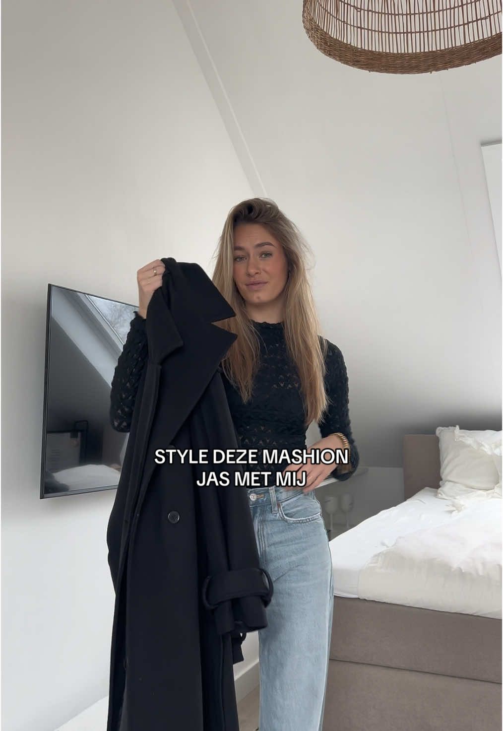 Hoe leuk is deze jas van @mashionofficial 🖤 #fyp #kleding #clothes #winterfashion #zarasale #outfitideas #outfitinspo #2025 #OOTD #ontspullen #trenchcoat #coat #persoonlijkeontwikkeling #groei #sparen 