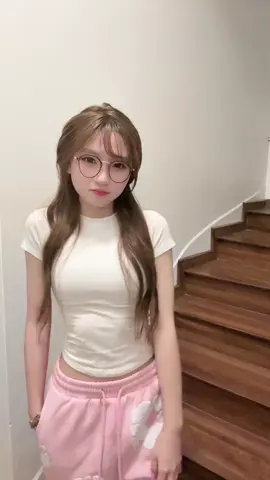 hết tết dồi😞