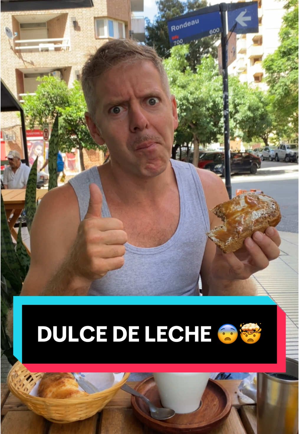 UN MANJAR : SU DULCE DE LECHE 🤩😨🇦🇷 ¡Buenos días amigos! ¿Todo van hacer bien? Me declaro #fan de esta maravilla 👏🏻 💯