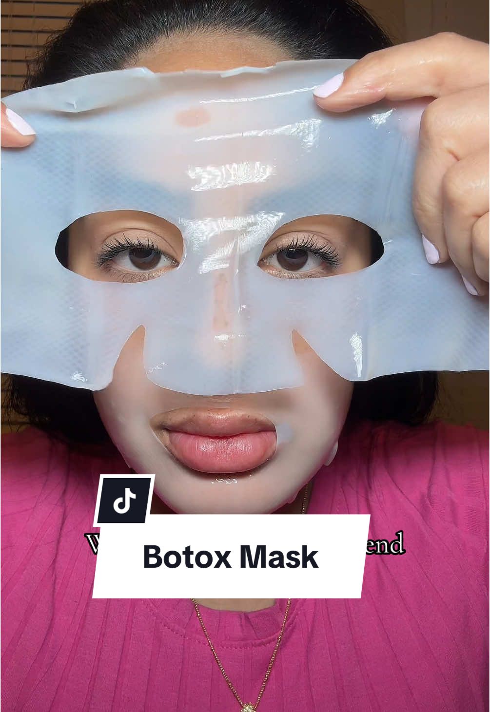 my skin was literally glowing after and felt so tight! It felt like I just got Botox all over my face!! I was skeptical but it did work and leave my skin so hydrated!  #skincare #skincareproductsmusthave #musthaveproducts #collagenmask #botoxmask #botox #botoxnatural #botoxcheck 